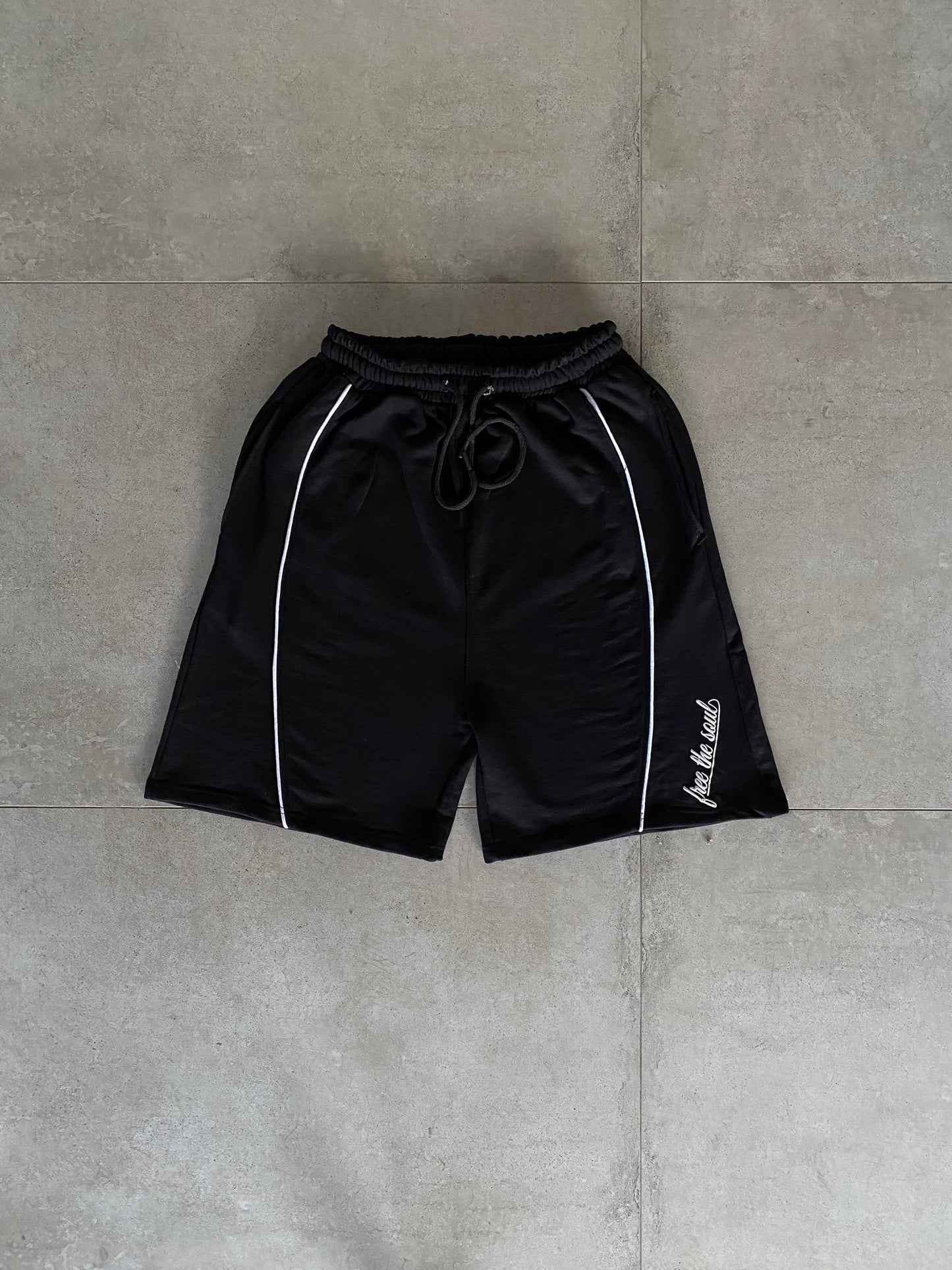 FREE THE SOUL SHORTS