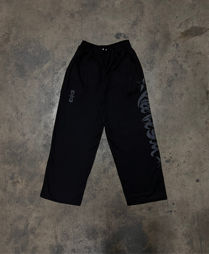 BLACK SWEATPANTS